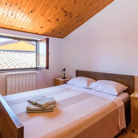 San Giacomo By Interhome Tinjan
