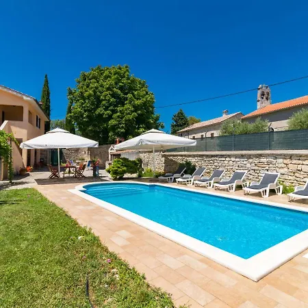 Holiday home San Giacomo By Interhome Tinjan