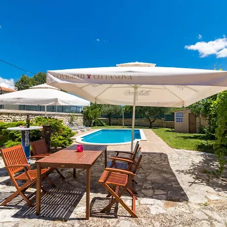 San Giacomo By Interhome